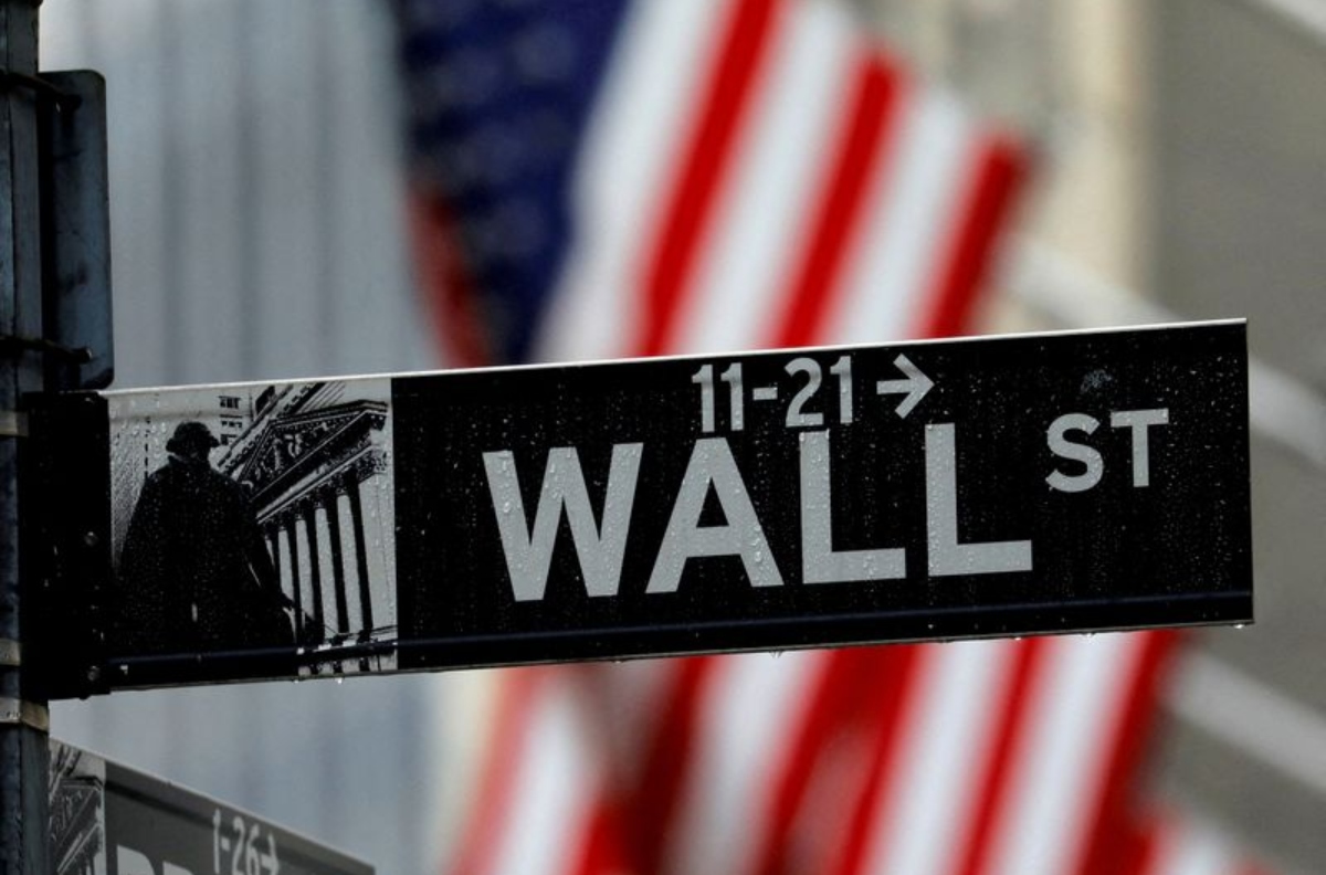 wall-street-closes-higher-on-upbeat-sentiment-over-interest-rate-cut