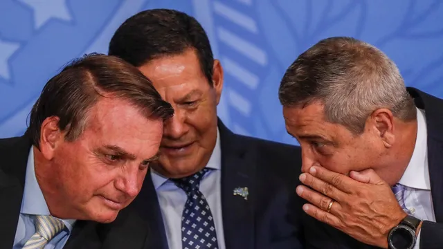 bolsonaro-and-four-former-ministers-targeted-by-the-federal-police-in-operation-against-attempted-coup